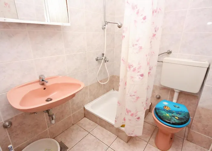 Apartment With A Parking Space Porat, Krk - 5322 Malinska