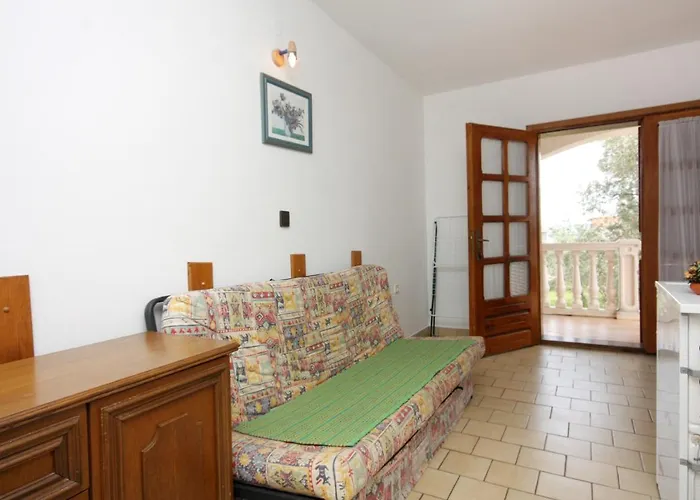 Apartment With A Parking Space Porat, Krk - 5322